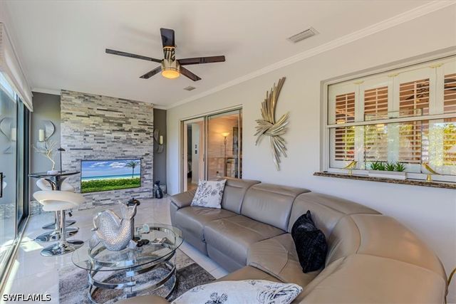 3271 Boca Ciega DR D50, Naples, FL 34112