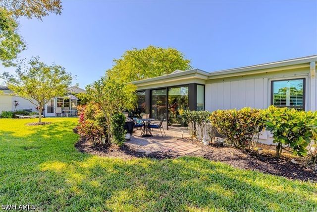 3271 Boca Ciega DR D50, Naples, FL 34112