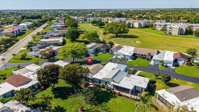 3271 Boca Ciega DR D50, Naples, FL 34112