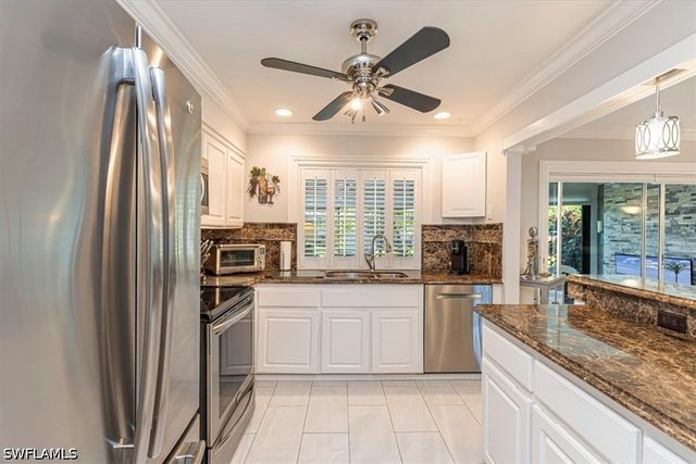 3271 Boca Ciega DR D50, Naples, FL 34112