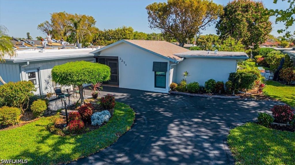 3271 Boca Ciega DR D50, Naples, FL 34112