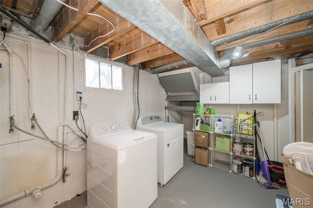 10524 Saint Henry Lane, St Ann, MO 63074