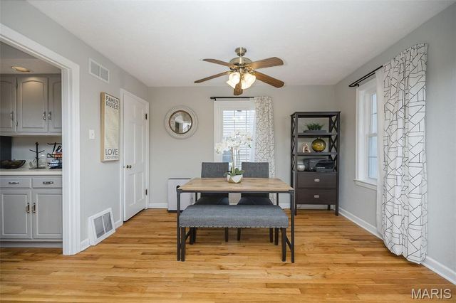 10524 Saint Henry Lane, St Ann, MO 63074