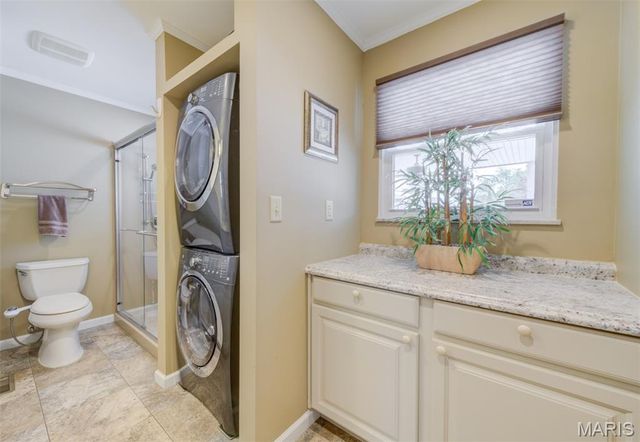 910 N Saint Jacques Street, Florissant, MO 63031