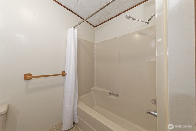 910 E St Andrews Drive, Shelton, WA 98584