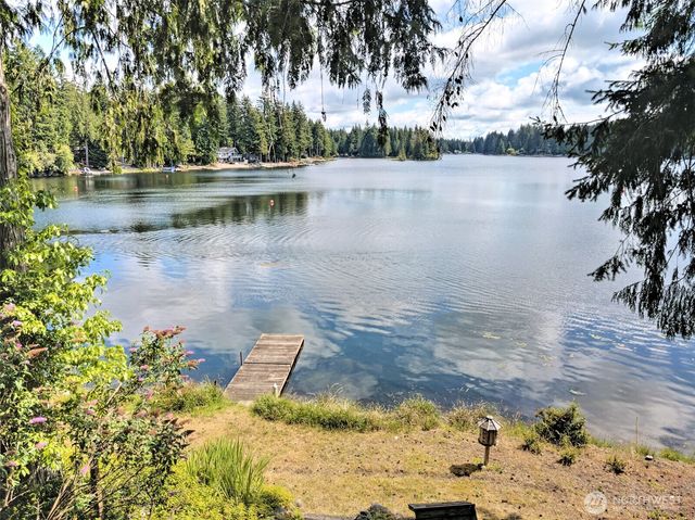 910 E St Andrews Drive, Shelton, WA 98584