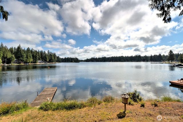 910 E St Andrews Drive, Shelton, WA 98584