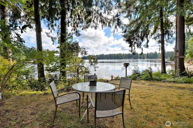 910 E St Andrews Drive, Shelton, WA 98584