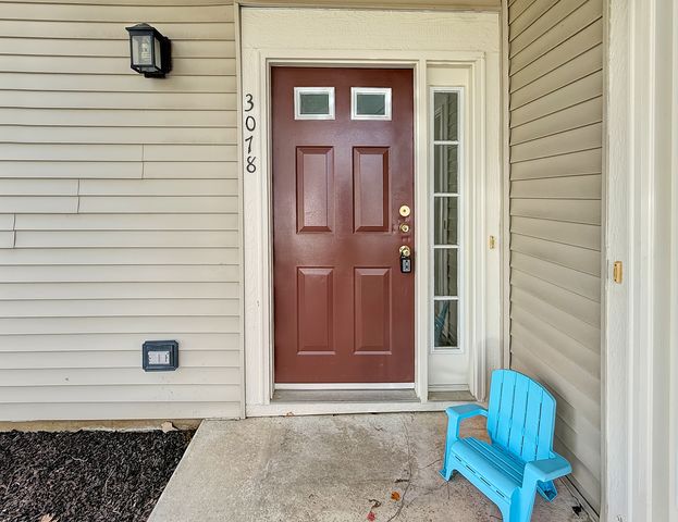 3078 Falling Waters Lane 3078, Lindenhurst, IL 60046