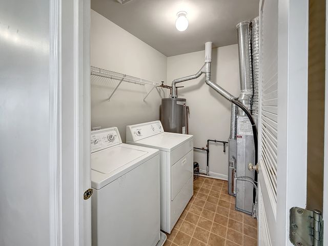 3078 Falling Waters Lane 3078, Lindenhurst, IL 60046