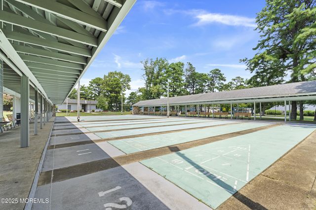 1061 Buckingham Drive B, Manchester, NJ 08759