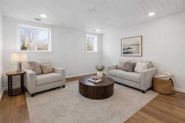 13060 Broadway Road, Three Rivers, MI 49093