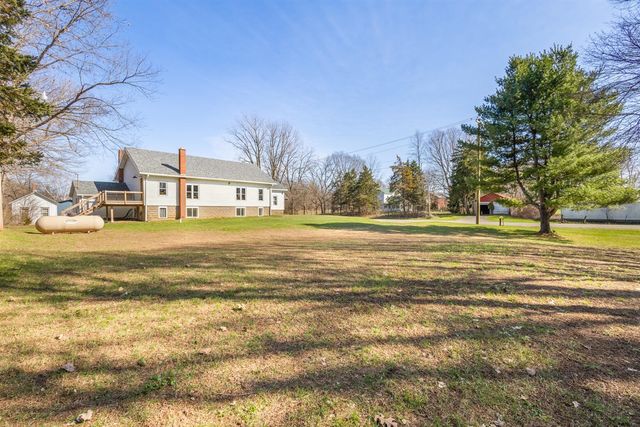 13060 Broadway Road, Three Rivers, MI 49093
