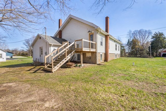 13060 Broadway Road, Three Rivers, MI 49093