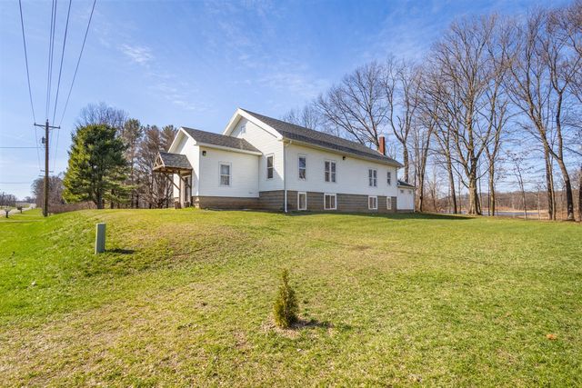 13060 Broadway Road, Three Rivers, MI 49093