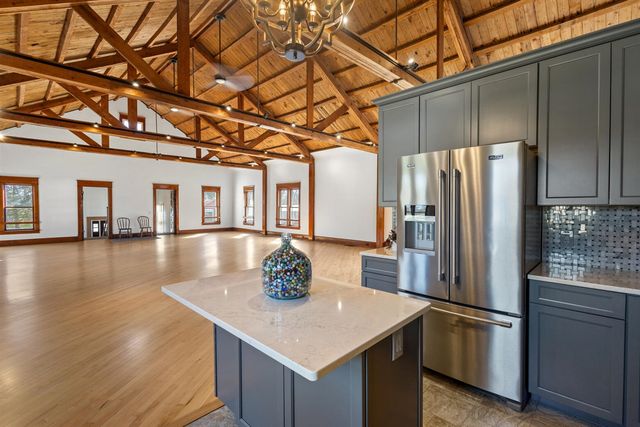 13060 Broadway Road, Three Rivers, MI 49093