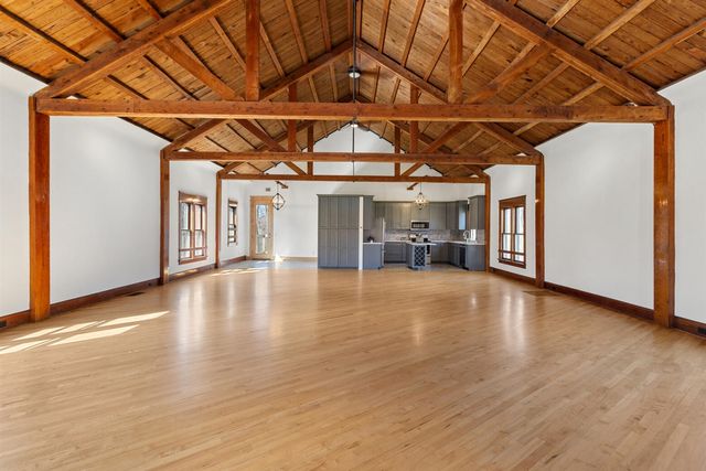 13060 Broadway Road, Three Rivers, MI 49093