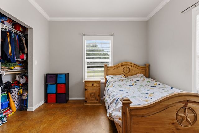 465 Frostdale Drive, Elm Mott, TX 76640