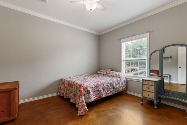 465 Frostdale Drive, Elm Mott, TX 76640