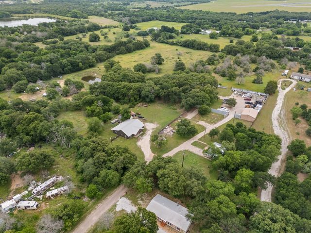 465 Frostdale Drive, Elm Mott, TX 76640