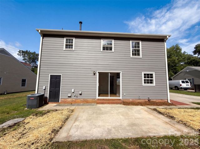 8909 Danson Drive, Charlotte, NC 28277