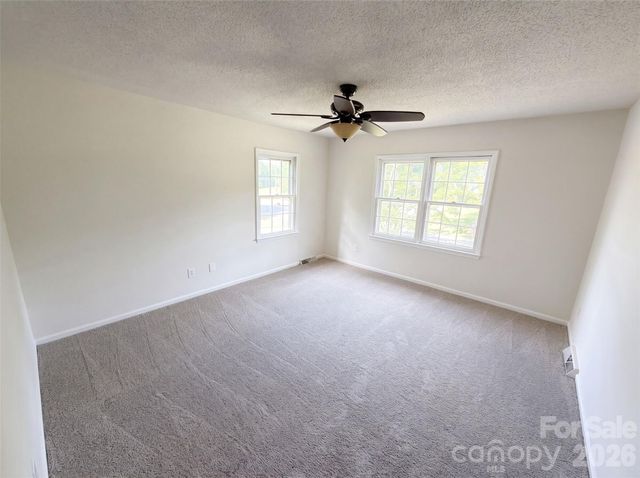 8909 Danson Drive, Charlotte, NC 28277