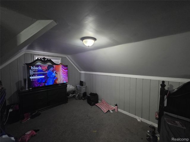 9369 Sanilac Street, Detroit, MI 48224