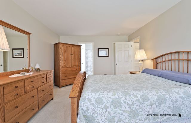6517 Donegal Lane, Mchenry, IL 60050