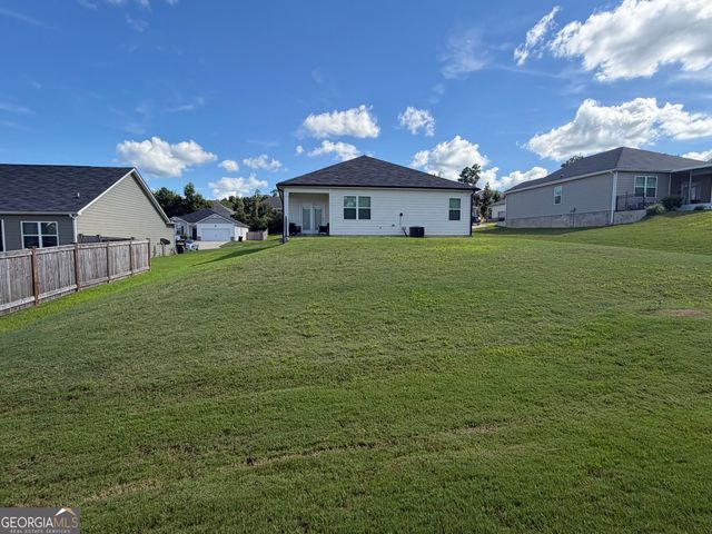 118 Taylor Woods Court, Bonaire, GA 31005