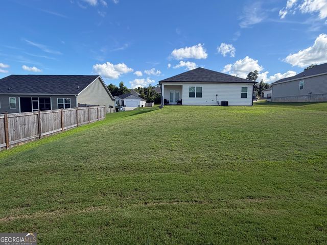 118 Taylor Woods Court, Bonaire, GA 31005