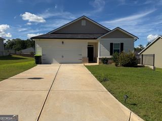 118 Taylor Woods Court, Bonaire, GA 31005