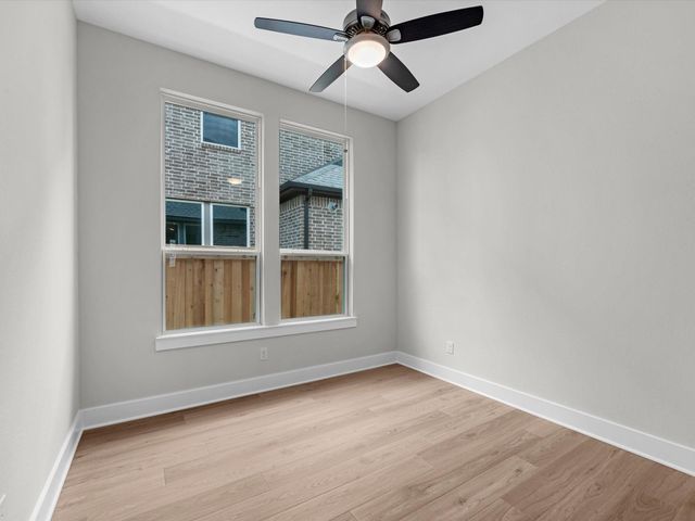 19706 Centennial Park Lane, Cypress, TX 77433