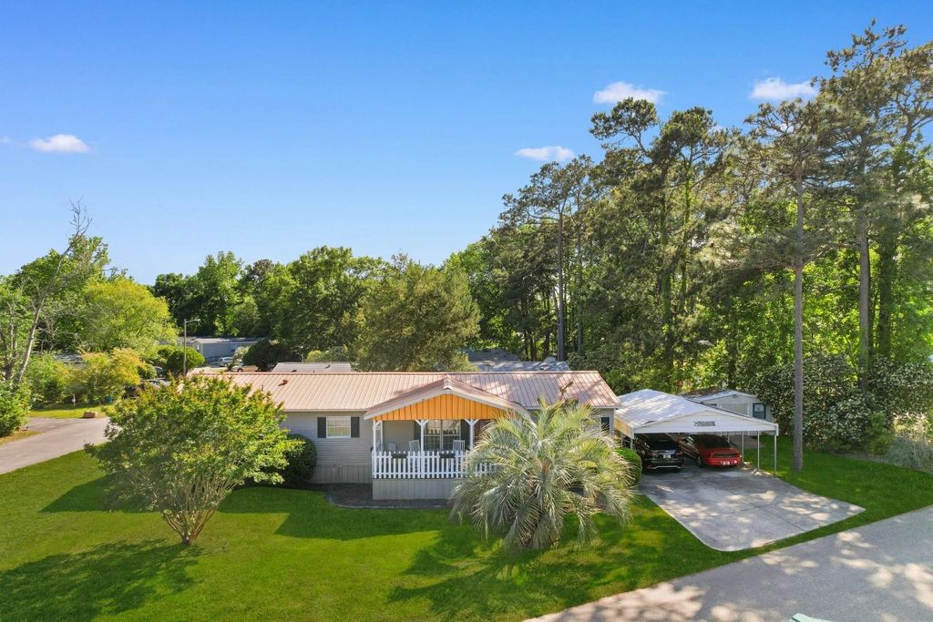 170 Offshore Dr., Murrells Inlet, SC 29576
