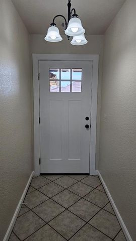 413 W Pines Way, Mustang, OK 73064