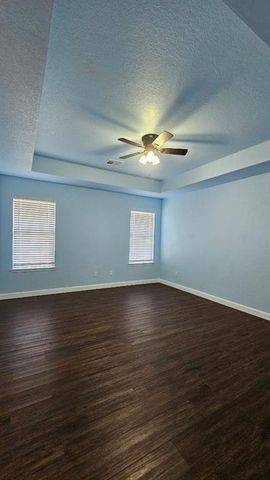 413 W Pines Way, Mustang, OK 73064