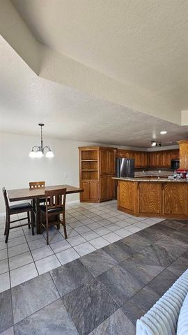 413 W Pines Way, Mustang, OK 73064