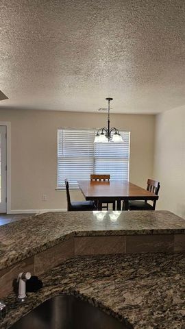 413 W Pines Way, Mustang, OK 73064