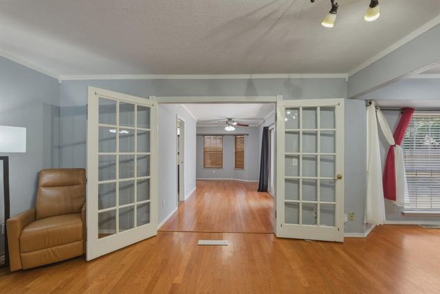 817 N Platt Circle, Moore, OK 73170