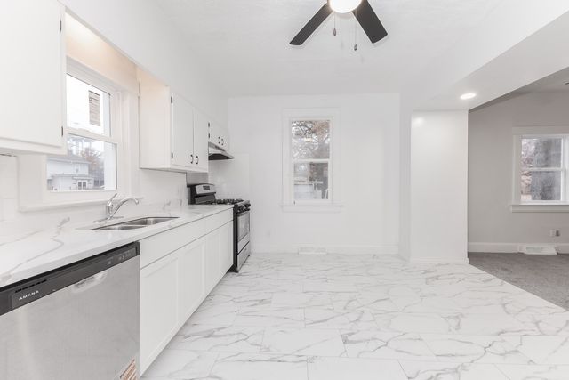 220 W Bennett Street, Pontiac, IL 61764