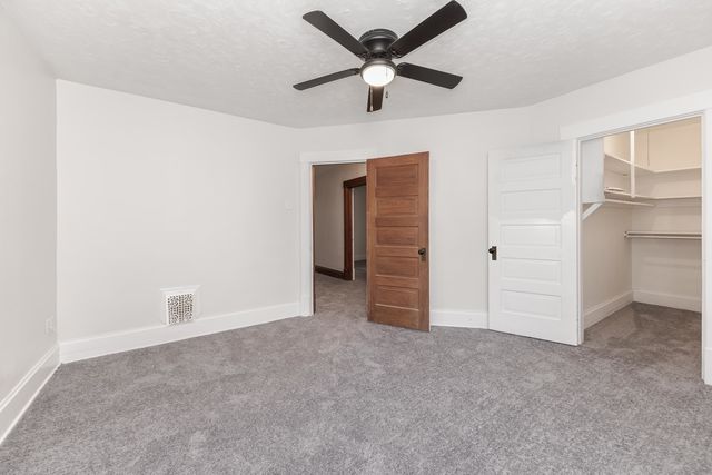 220 W Bennett Street, Pontiac, IL 61764