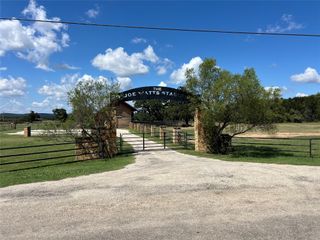 2266 Stagecoach Trail, Gordon, TX 76453