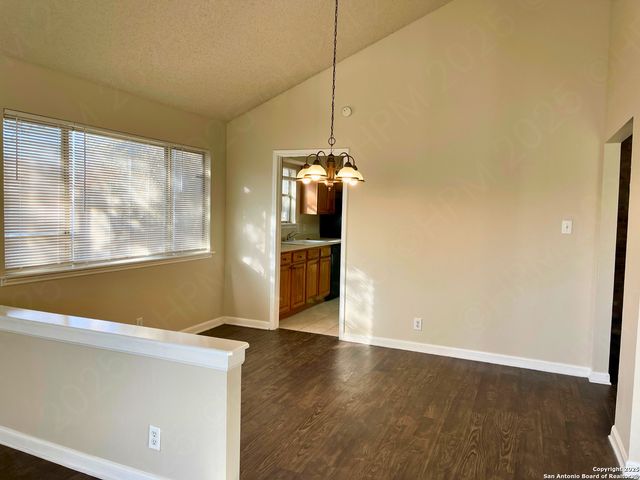 8600 WOOD WIND, San Antonio, TX 78251