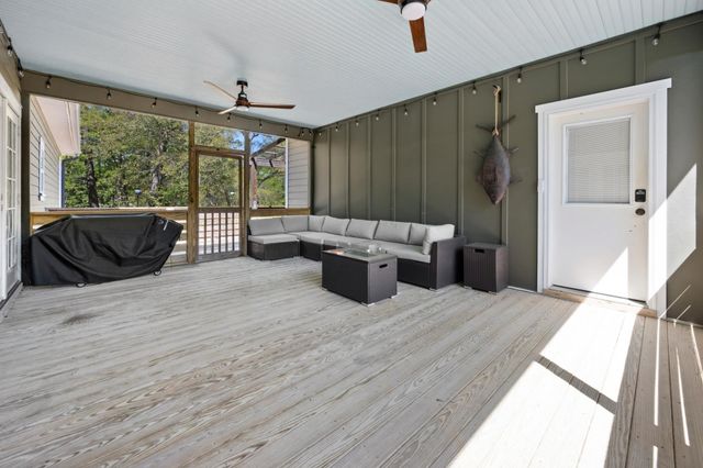 86 Lake Trail, Pawleys Island, SC 29585