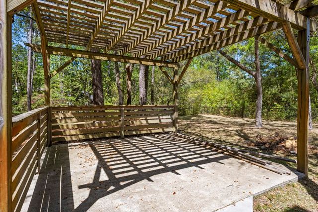 86 Lake Trail, Pawleys Island, SC 29585