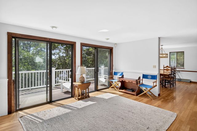 3 Hinckley Road, Harwich, MA 02645