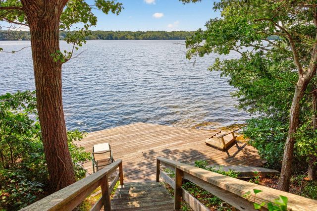 3 Hinckley Road, Harwich, MA 02645