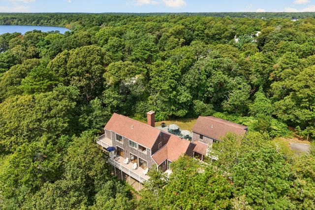 3 Hinckley Road, Harwich, MA 02645