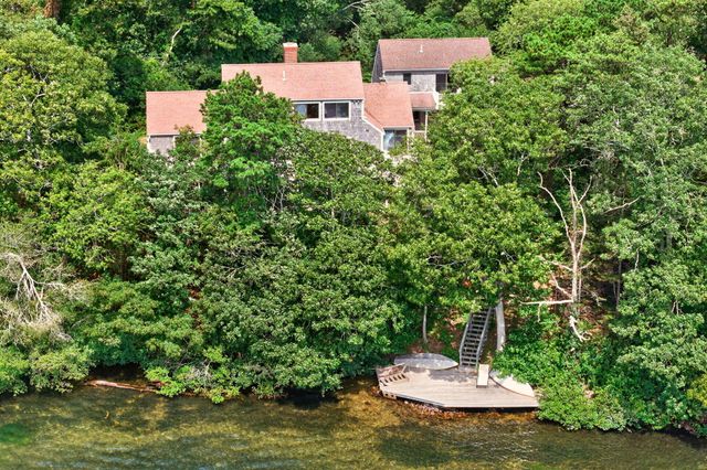 3 Hinckley Road, Harwich, MA 02645