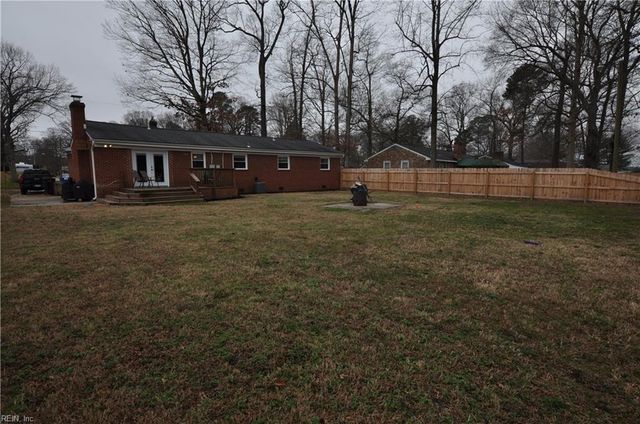 2404 Meiggs RD, Chesapeake, VA 23323