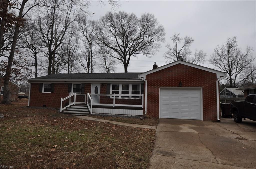 2404 Meiggs RD, Chesapeake, VA 23323